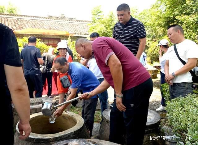 走进贵州，感受民族风情