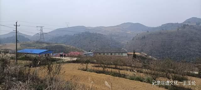民营企业家王会珍:为上千名山区贫困学生和残疾人送去爱心